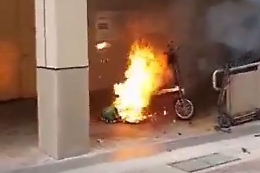Esplode la batteria delle bici elettrica, grave un anziano di Licata: ha ustioni sul 40% del corpo