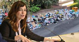 Emergenza rifiuti Sicilia, l'assessora Baglieri: «Non ho i superpoteri, qui in passato non si è fatto nulla»