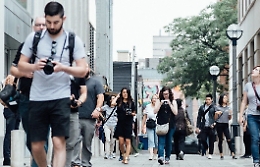 La Sicilia si sveglia "bianca": da oggi via mascherine all'aperto. Ma Razza avverte: &laquo;Non &egrave; liberi tutti&raquo;