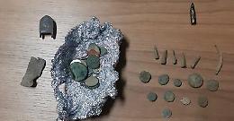 Quattro tombaroli scoperti a Kamarina e denunciati