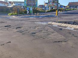 San Pietro Clarenza: strade disastrate e pericolose