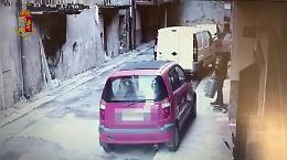 Gela, due attentati incendiari a un panificio: arrestato 42enne per tentata estorsione