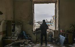 Ucraina-Russia: oggi secondo round di colloqui, ma si spara ancora. Kiev resiste, a Kharkiv i paracadutisti dell’esercito russo