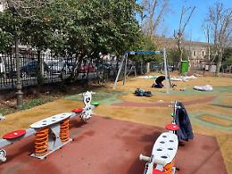 Nuovo parco giochi dentro Villa Pacini