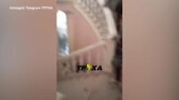 Mariupol, sotto il teatro bombardato dai russi almeno 300 morti