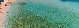 Ordigno bellico della seconda guerra mondiale in spiaggia: sindaco dispone la chiusura