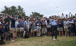 Us Open: vento cambia classifica, due outsider in testa