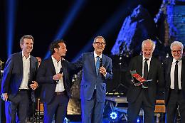 La Rai taglia la "scena madre" di Ficarra e Picone con Musumeci a Taormina