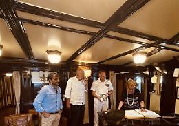 L'Amerigo Vespucci rende omaggio a Falcone e a Borsellino