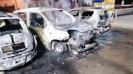 Rogo distrugge tre autovetture in sosta tra Porto Empedocle e Realmonte