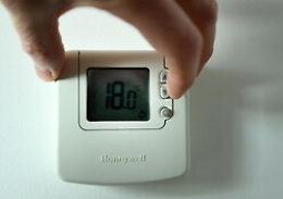 Quindici giorni in meno e riduzione di un grado: ecco come si potrà utilizzare il riscaldamento