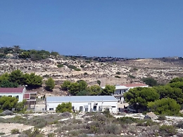 Lampedusa, da giugno la Croce Rossa ha accolto 78 mila migranti nell'hotspot