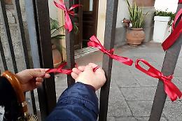 Gli uomini di Palermo dicono "no" alla violenza sulle donne: venerd&igrave; in corteo con un nastro rosso