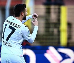 Il Palermo a un passo dal successo a Como, ma un rigore dubbio regala il 3 a 3 a Fabregas