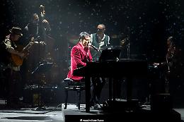 Tradizione e social in “Sal Da Vinci Stories”: il cantante partenopeo arriva in Sicilia