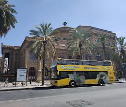 Palermo, Open Tour seleziona hostess e steward di bordo