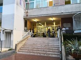 Il post sessista del preside fa infuriare le studentesse e i prof