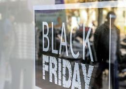 Natale (già) a novembre: come il Black Friday cambia gli acquisti  
