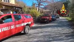 Elicottero caduto ad Arezzo: trovato il relitto ma non c'è traccia dei cadaveri 