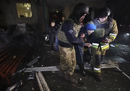 Pesante attacco russo sull'Ucraina, Zelensky su X: «Nove morti a Ternopil». La Romania fa decollare i jet, la Polonia chiude gli aeroporti