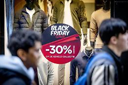 "Spese folli" per il Black Friday, 7 italiani su 10 compreranno: cosa c'è in vetta alle preferenze