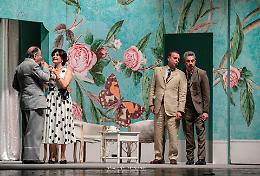 Ragusa, applausi a scena aperta per "Il Vedovo" con Massimo Ghini