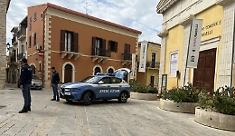 Ragusa, tenta rapina a un supermercato: ai domiciliari un giovane vittoriese