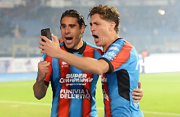 Al Massimino non si passa: cos&igrave; il Catania ha &ldquo;zittito&rdquo; il Crotone e costruito il nono risultato utile di fila in casa 