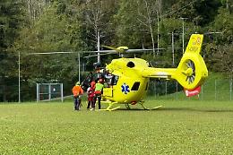 Precipitano da una parete nei boschi di Eneomonzo dopo un volo di circa 30 metri