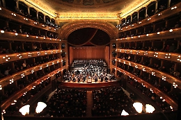 La Boh&egrave;me al Teatro Massimo: poesia, passione e luci