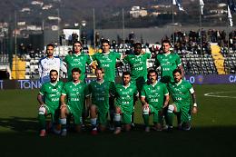 In maglia verde per Santa Lucia, il Siracusa strappa un prezioso 1-1 al "Lamberti"