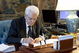 Mattarella firma cinque provvedimenti di grazia: ci sono anche due condannati per omicidio