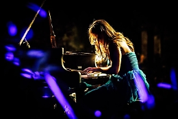 Milo tra musica, teatro e vino: Romani, poesie e le note di Giorgia Li Pira