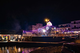 Brucoli accoglie la Befana: laboratori, spettacoli e magia nei vicoli