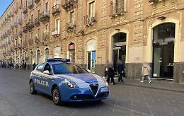 Furto di profumi da 1.300 euro in centro a Catania: arrestati due tunisini 