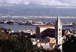 Reggio Calabria e Messina stringono un'alleanza strategica per lo Stretto