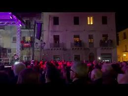 A Niscemi il concerto solidale per ripartire dopo la frana: Mario Biondi, Analfino e tanti altri sul palco