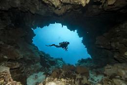 La tragedia delle Maldive, i sub finlandesi in acqua per estrarre gli italiani dalla tomba a 60 metri di profondit&agrave;