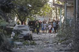 Kiev sotto assalto: 25 morti, 85 feriti e Zelensky chiede armi e promette rappresaglia