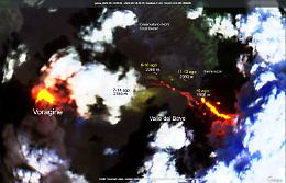 L'Etna non si ferma pi&ugrave;: fiumi di lava e nube di cenere, Fontanarossa chiuso fino alle 15 (almeno) di Ferragosto 