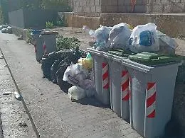 Ragusa, i residenti: "Via Galeno &egrave; cos&igrave; da settimane"