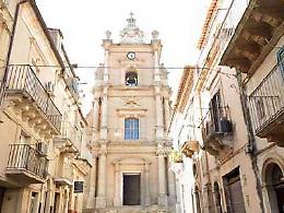 Oltre 4 milioni alle chiese Nella Sicilia dei campanili i contributi restano sacri