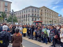 In piazza contro il Ddl Stupro: &laquo;Non pu&ograve; essere la donna a dimostrare la violenza&raquo;