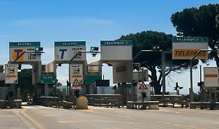 Autostrade siciliane, ecco perch&eacute; su A18 e A20 il pedaggio non si pu&ograve; pi&ugrave; pagare con le carte (alle casse automatiche)