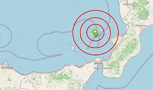 Terremoto nel Tirreno, scossa 4.7: l'incubo sismico continua ma la profondit&agrave; ci salva