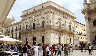 &laquo;Overtourism Ortigia perde la sua vita quotidiana&raquo;