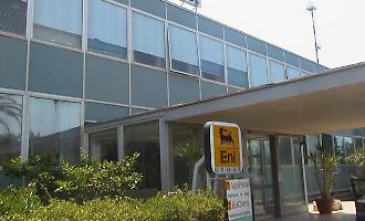 L'ingresso della raffineria di Gela