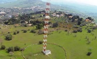 Un'antenna demolita, una entit&agrave; "spezzata" dalla burocrazia. Chi decide sul patrimonio di Caltanissetta?