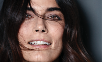 Valeria Solarino in tourn&eacute;e in Sicilia. "La mia Isola bellissima e dimenticata. Poche infrastrutture e viaggi al Nord per potersi curare"