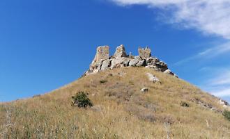 Il castello che scompare, grido d'allarme per Grassuliato